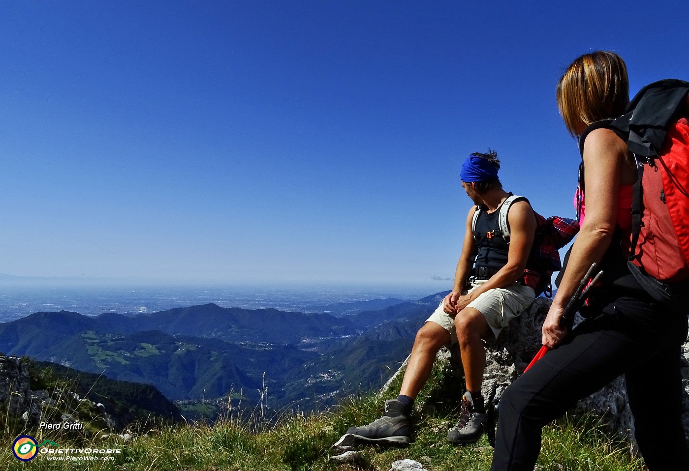 41 Vista su Val Serina, Brembana e pianura.JPG -                                